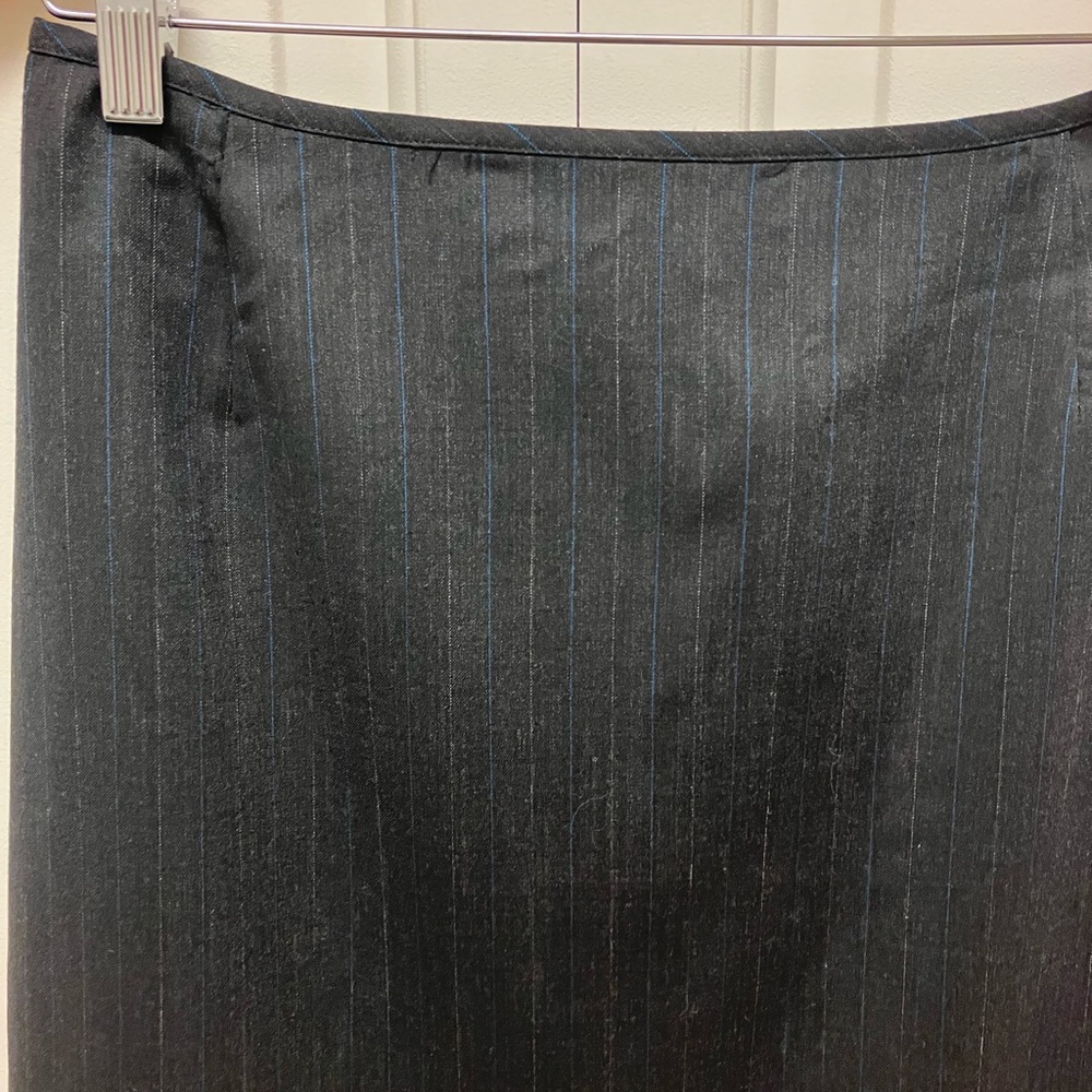 Luisa Spagnoli wool blend knee length skirt, dark grey pinstripe, EU 44, US 10